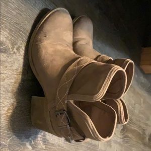 Heeled boots from makalu California